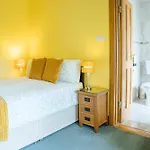 Bertra House Bed & Breakfast 3*