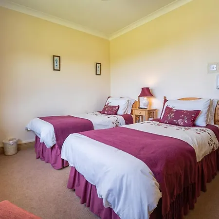 Bertra House 3* Westport