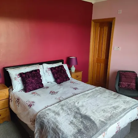 Bertra House Bed & Breakfast 3*