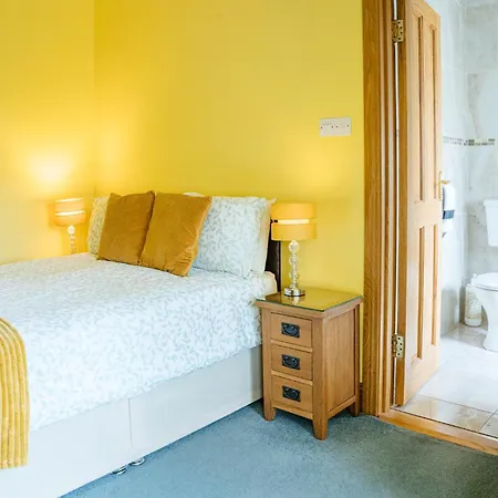 Bertra House B&B 3*