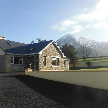 Bed & Breakfast Bertra House Westport