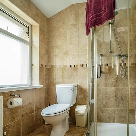 Bertra House Bed & Breakfast 3*