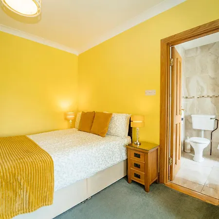 Bertra House Bed & Breakfast 3*