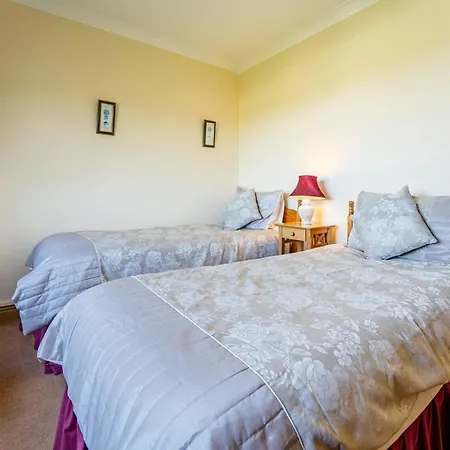 Bed & Breakfast Bertra House