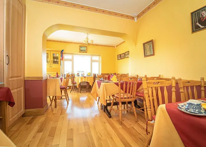 Bertra House Panzió Westport